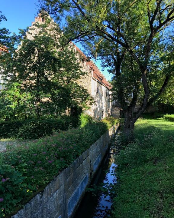 Klostergaststätte im Kloster Heiligkreuztal